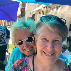 Meet your Posher, Christine